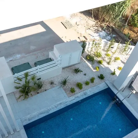 酒店 Nissi 4 Bedroom Sea View *