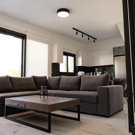 Nissi 4 Bedroom Sea View