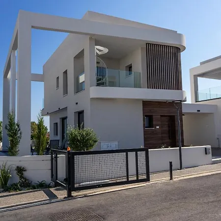 Nissi 4 Bedroom Sea View Villa